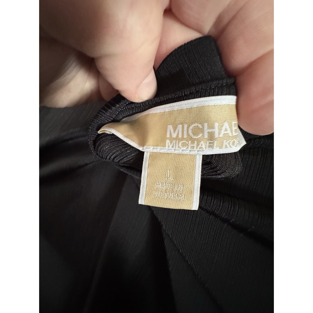 Michael Kors Black Gold Studded Strech Short Sleeve Shirt Size Large - Picture 6 of 6